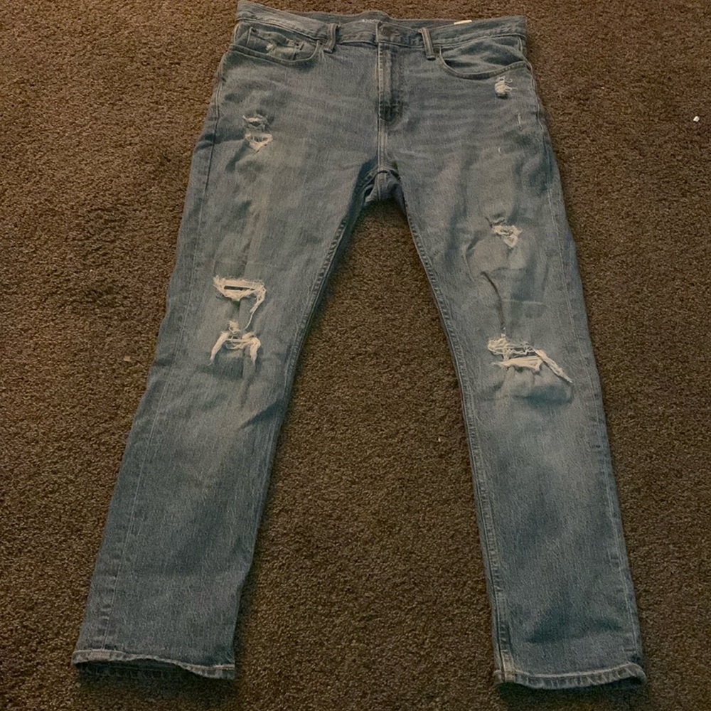 36/30 Old Navy (skinny) built- in flex